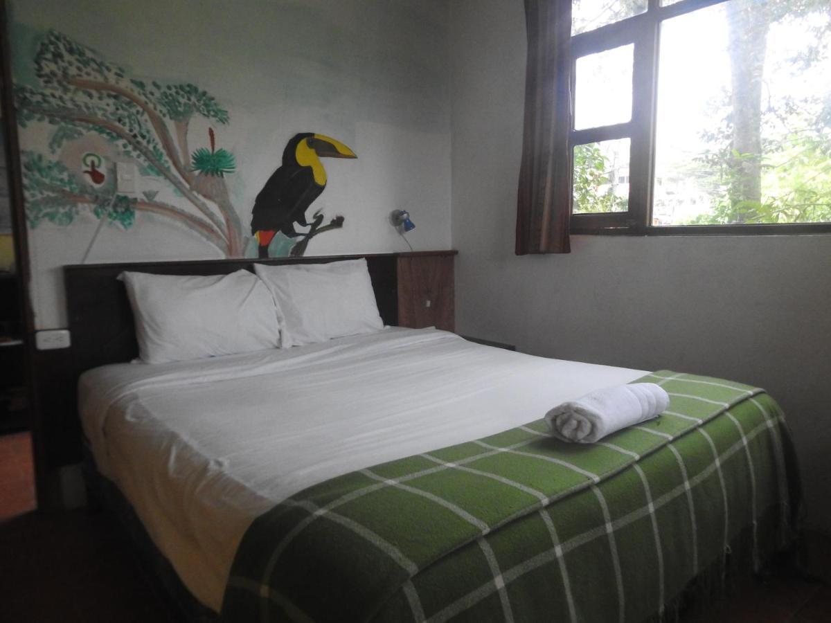 Biohostal Mindo Cloud Forest Екстериор снимка
