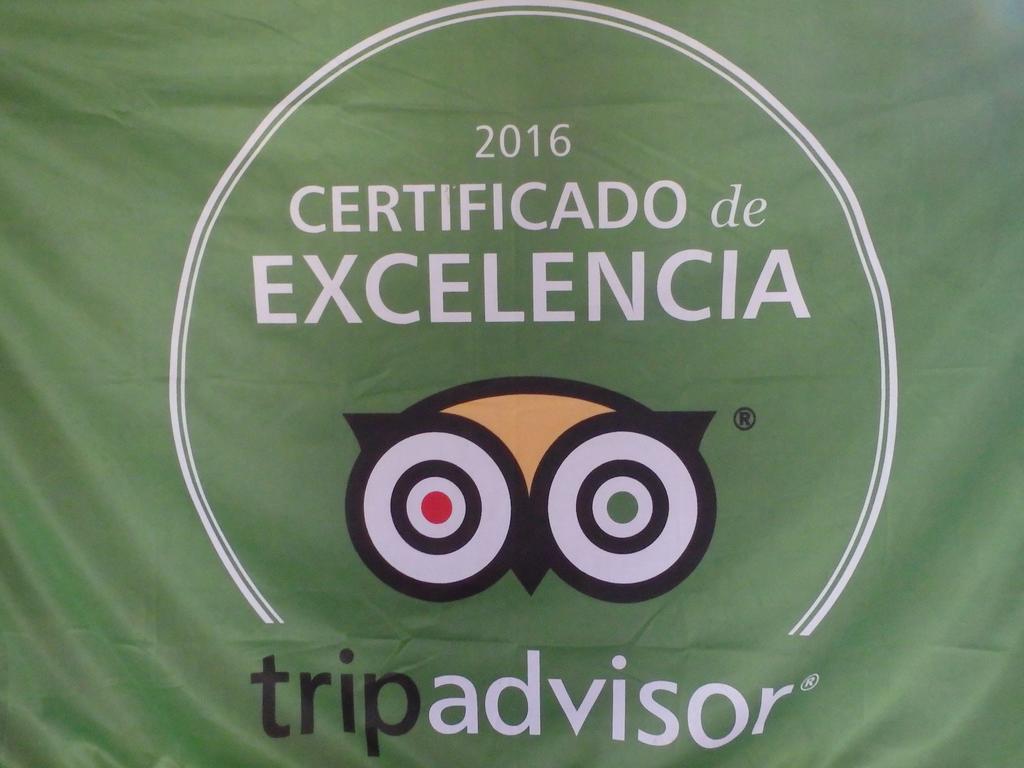 Biohostal Mindo Cloud Forest Екстериор снимка